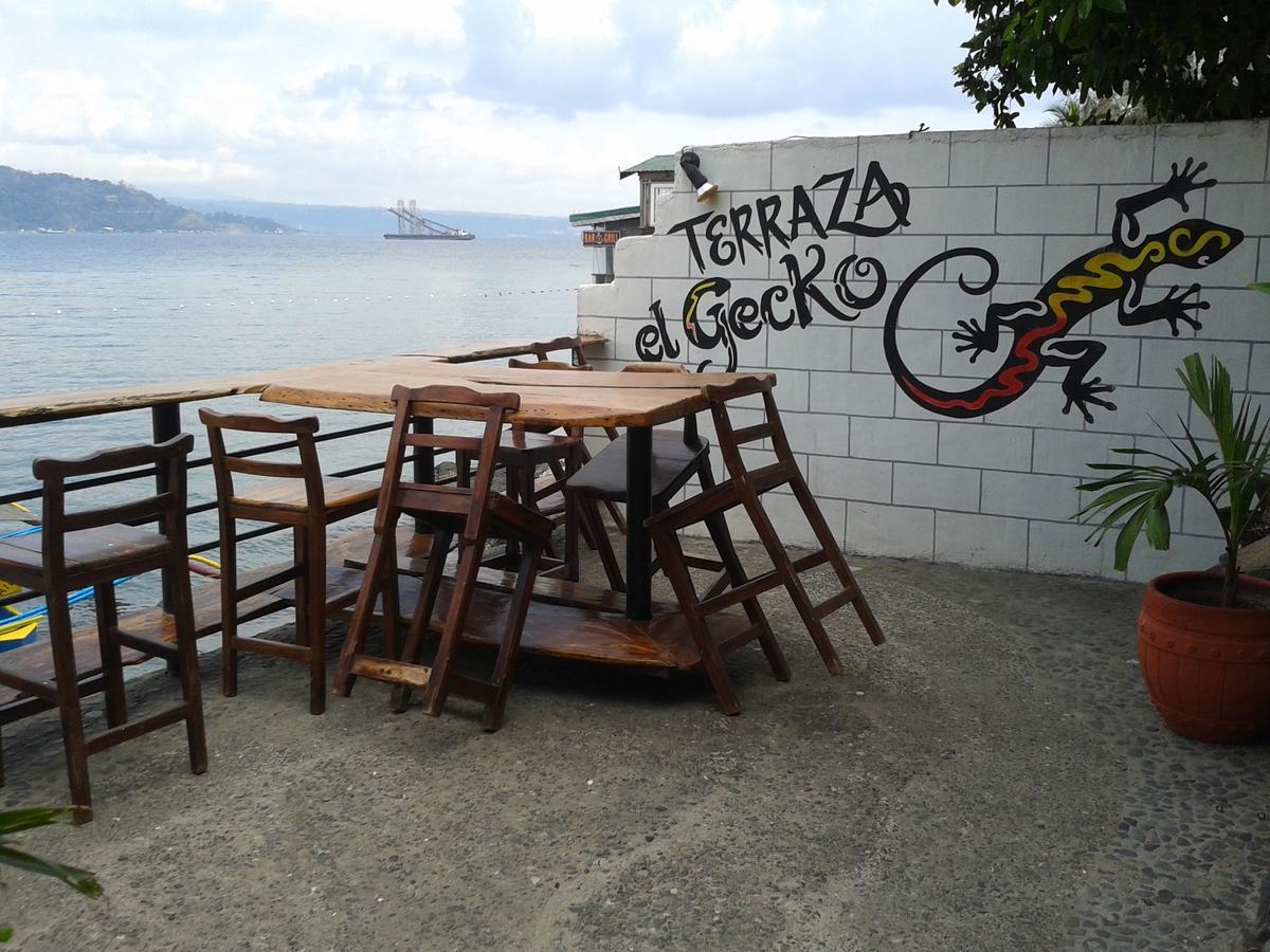 Harleys Hotel Olongapo Exterior photo