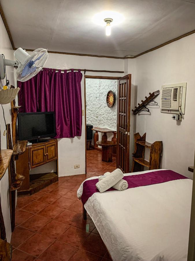 Harleys Hotel Olongapo Exterior photo
